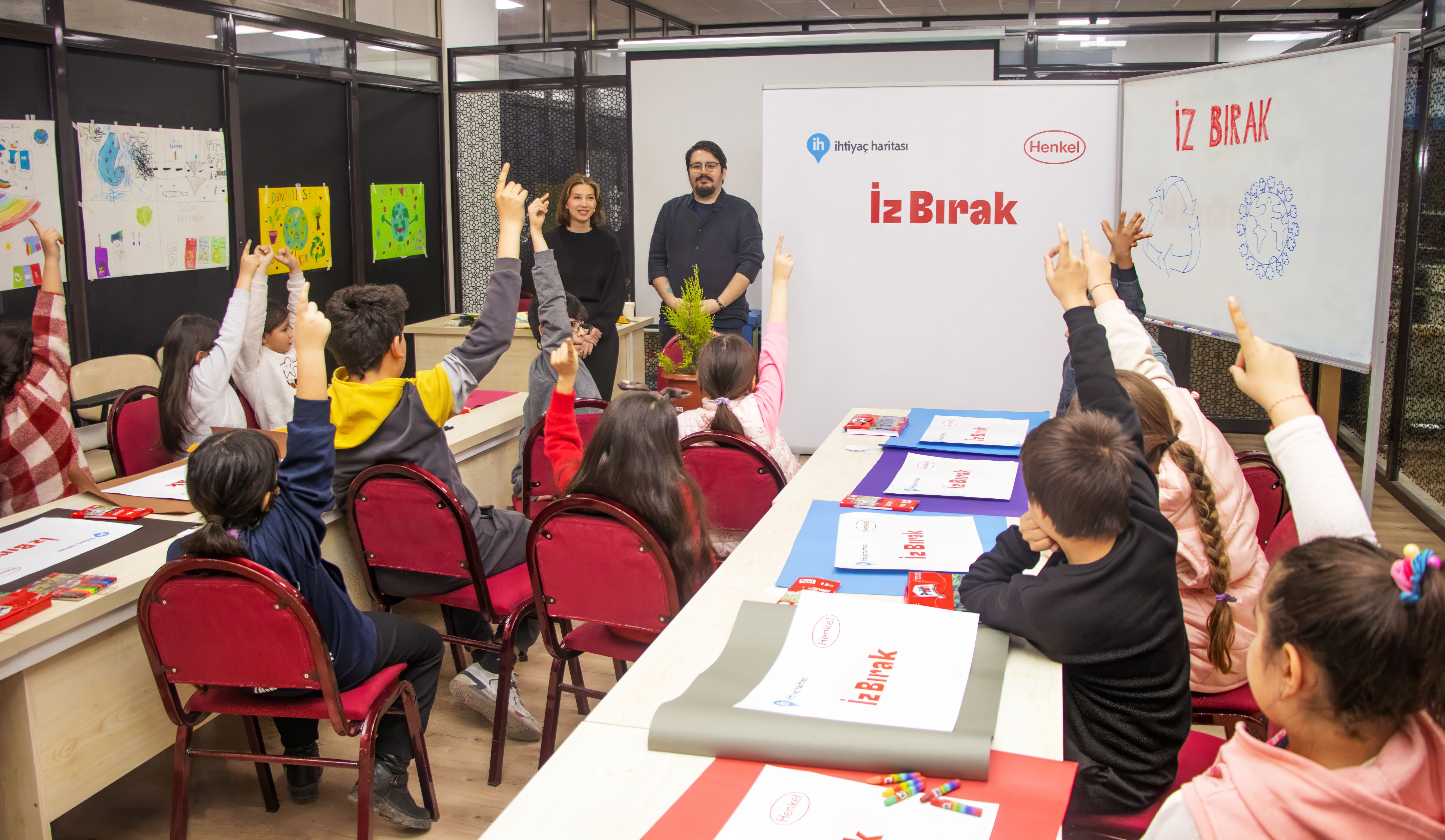 Türk Henkel’in İz Bırak Projesi, Bu Yıl İzmirli Çocuklarla Buluşuyor…