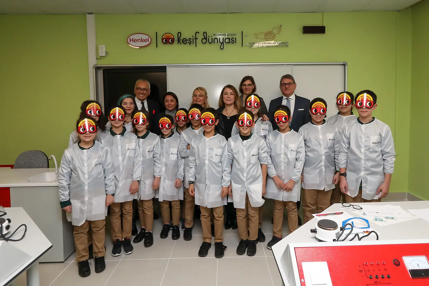 Henkel, Keşif Dünyası’nın Türkiye’deki İlk Merkezini Darüşşafaka’da açtı.